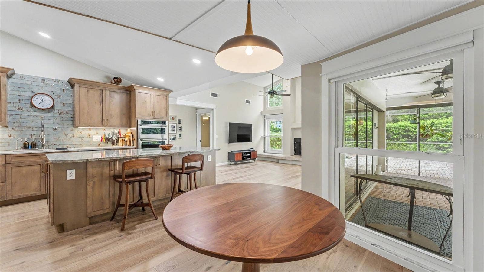 2712 LAUREL OAK DRIVE, Plant City, FL 33566