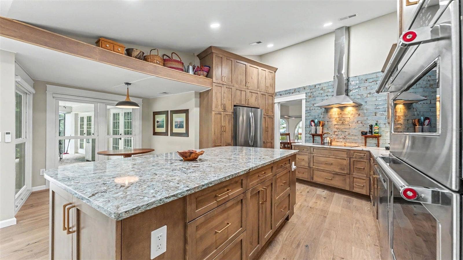 2712 LAUREL OAK DRIVE, Plant City, FL 33566