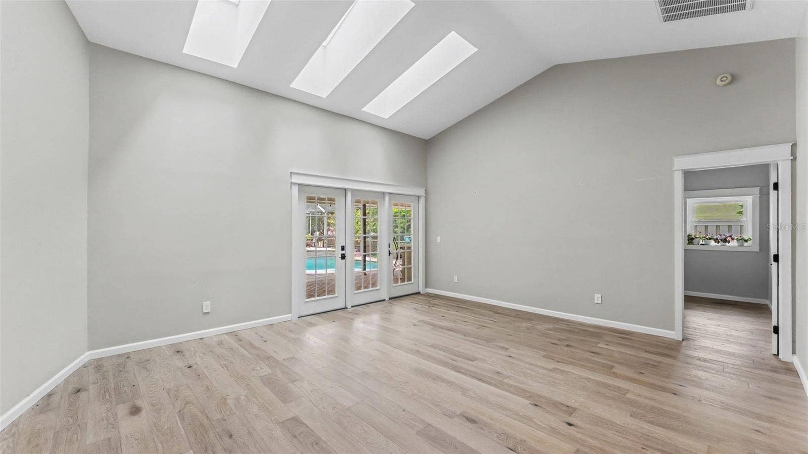 2712 LAUREL OAK DRIVE, Plant City, FL 33566