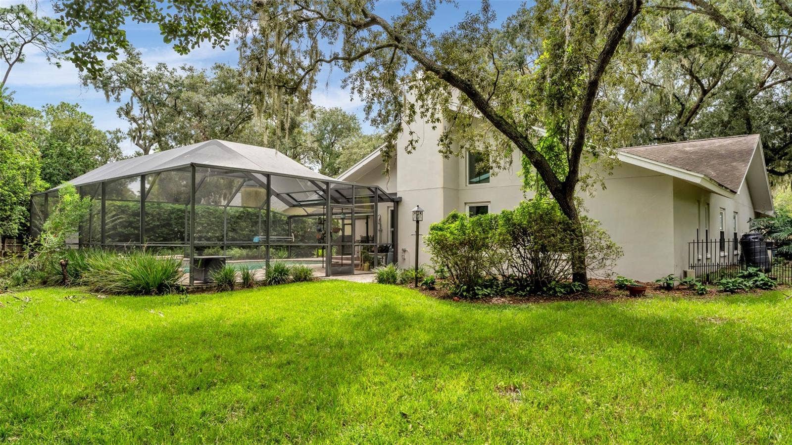 2712 LAUREL OAK DRIVE, Plant City, FL 33566