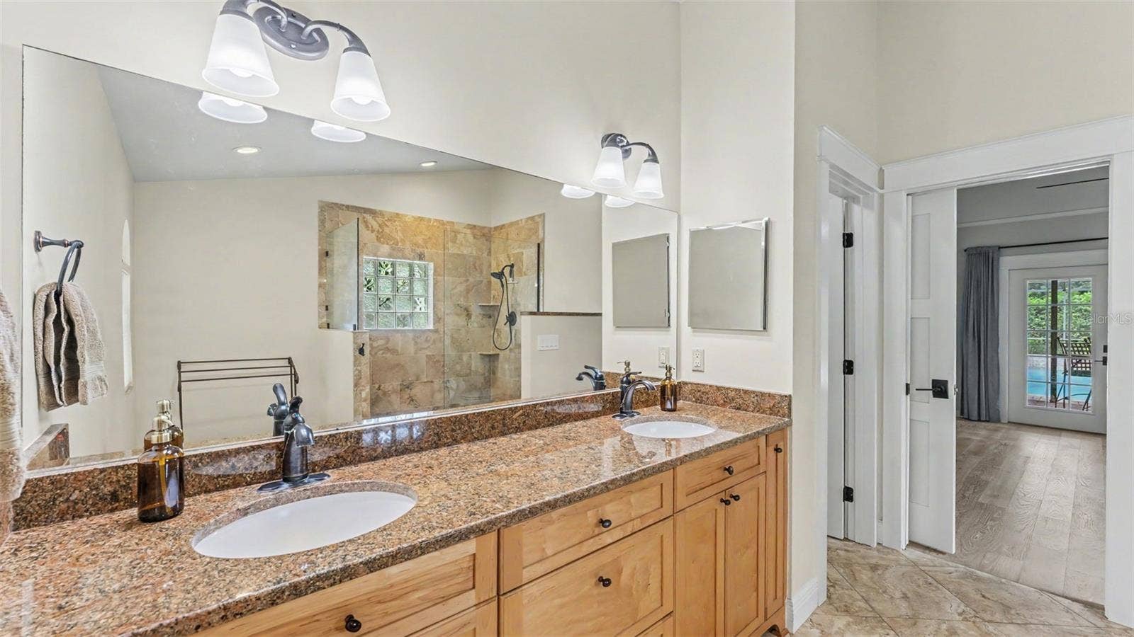 2712 LAUREL OAK DRIVE, Plant City, FL 33566