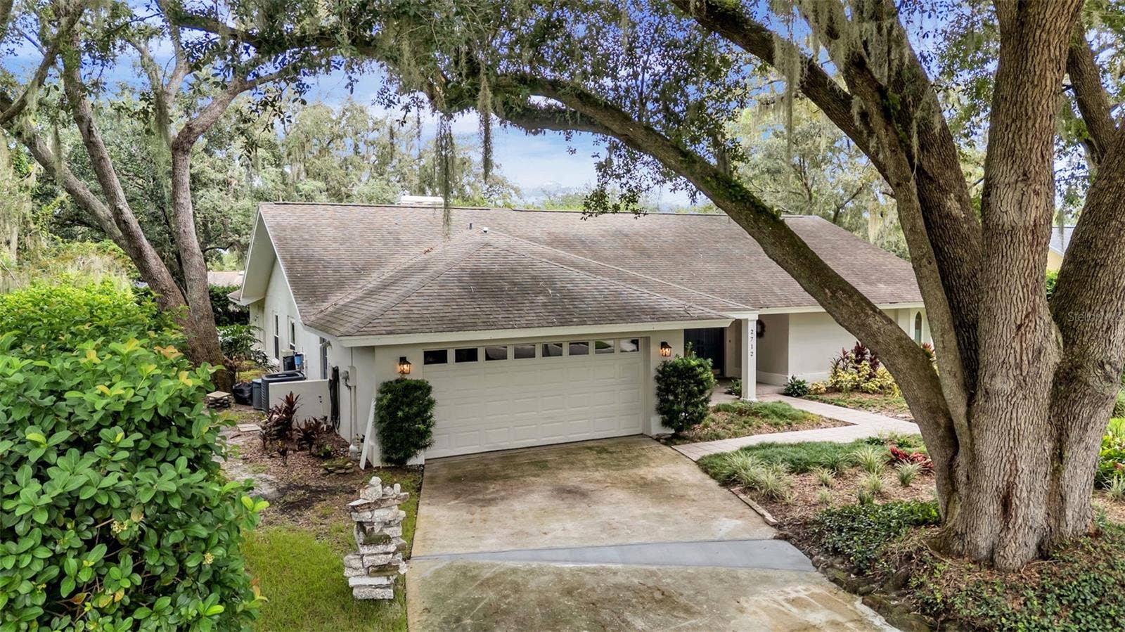 2712 LAUREL OAK DRIVE, Plant City, FL 33566