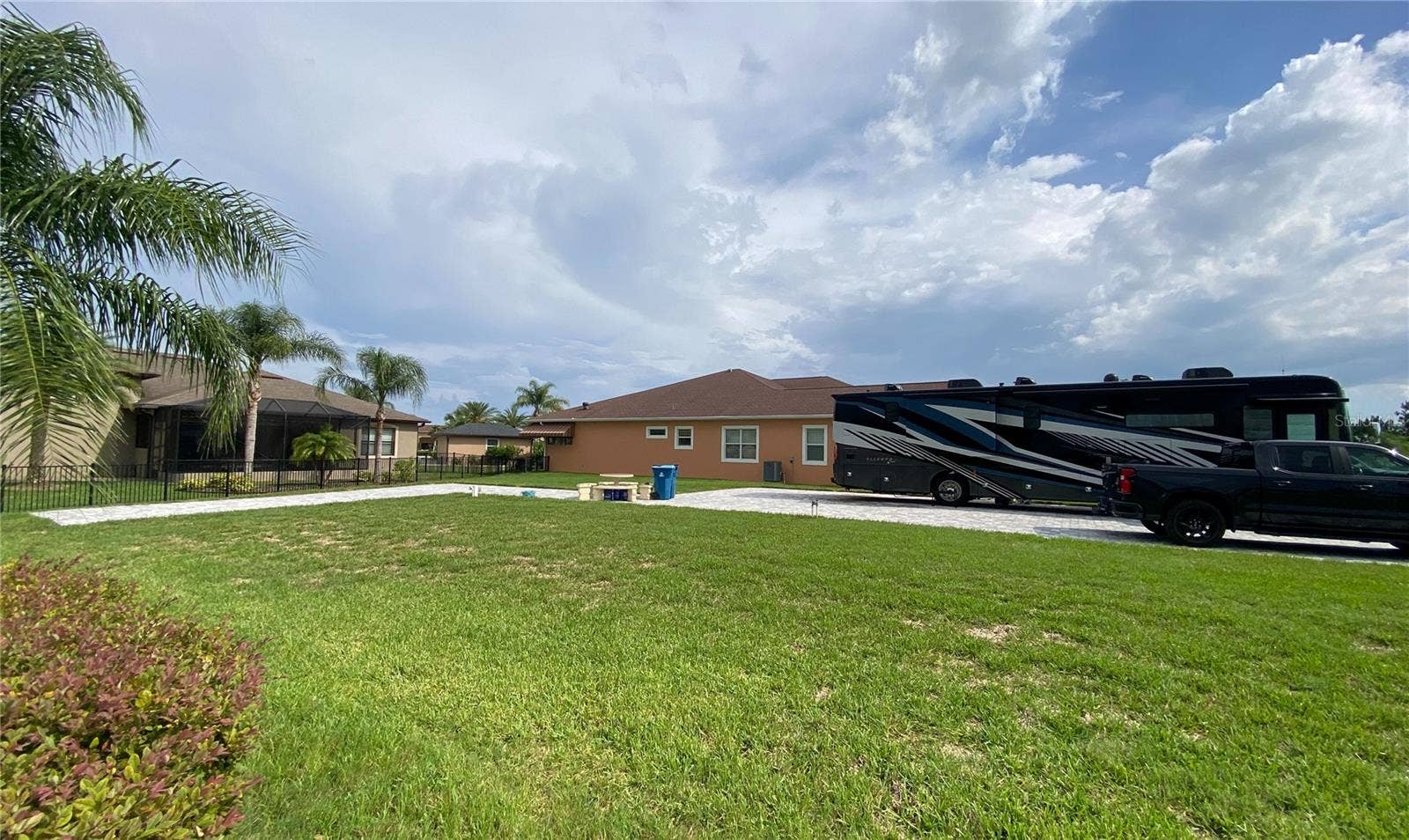 333 NOLANE LANE, Polk City, FL 33868 333 NOLANE LANE, Polk City, FL 33868