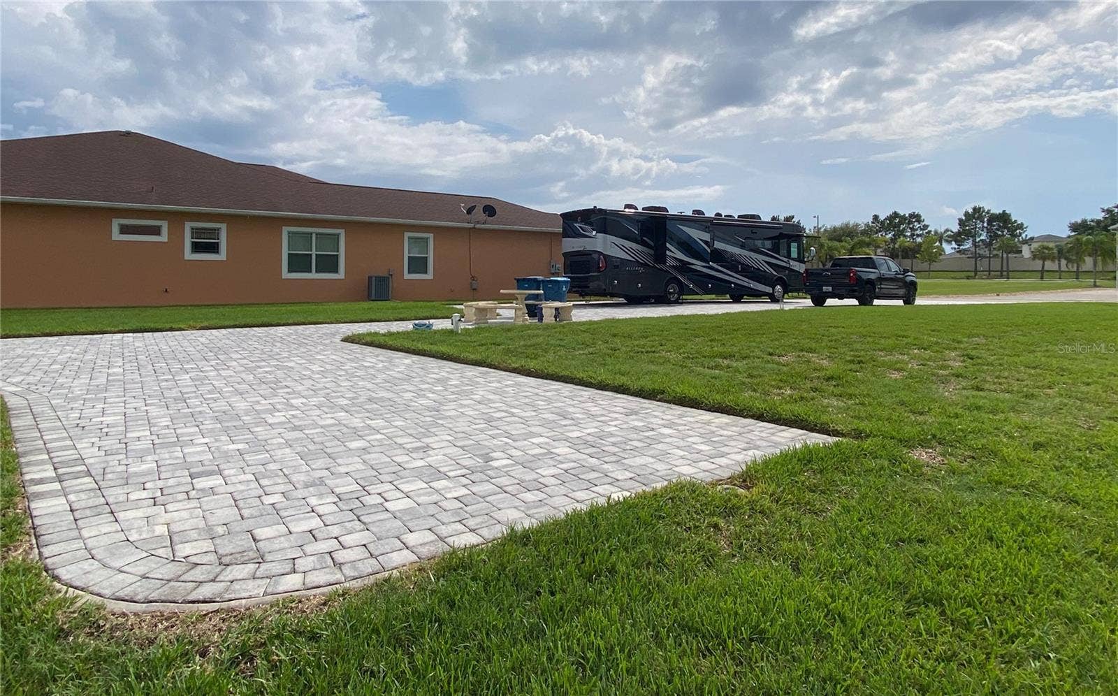 333 NOLANE LANE, Polk City, FL 33868 333 NOLANE LANE, Polk City, FL 33868