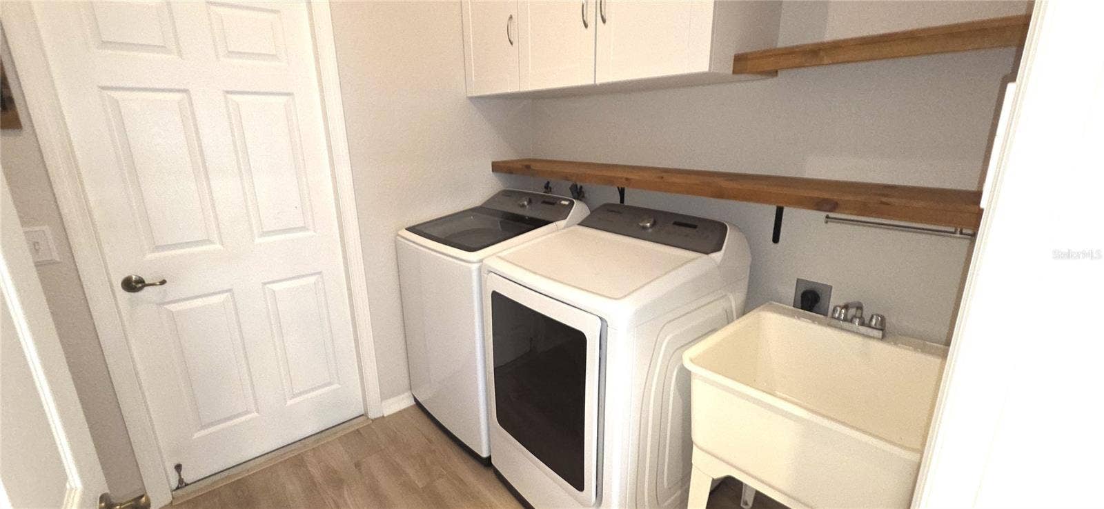 Laundry Room-Washer/Dryer Included