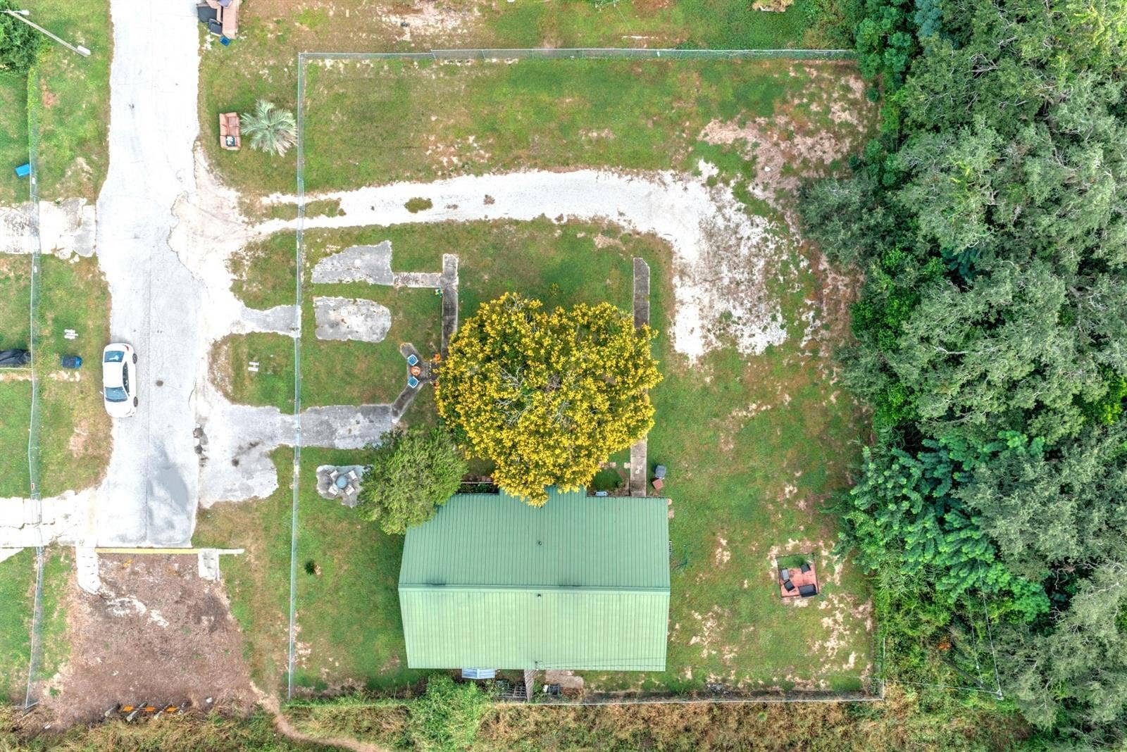 2118+2120 WIGHTMAN AVENUE, Sebring, FL 33870 2118+2120 WIGHTMAN AVENUE, Sebring, FL 33870