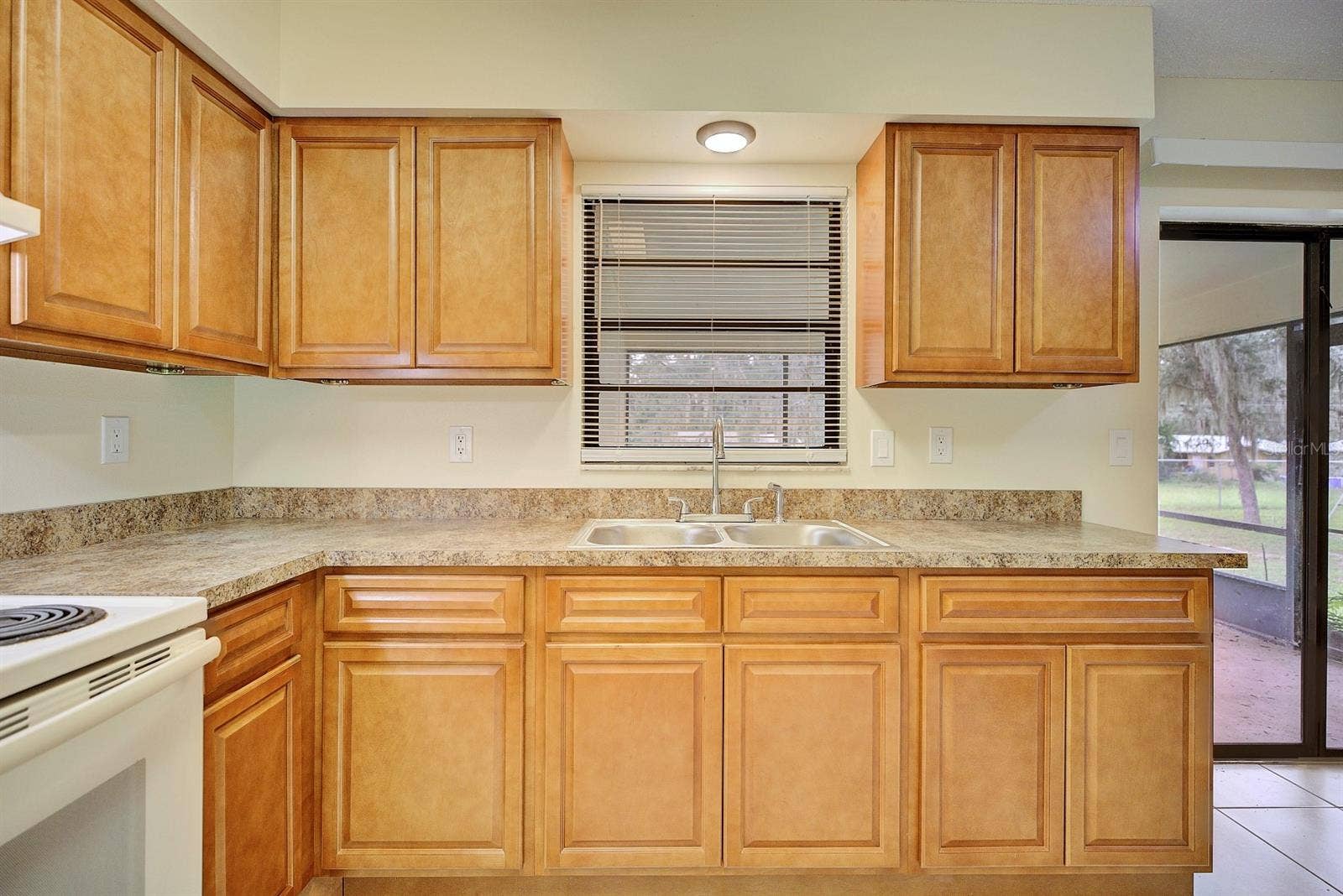 2118+2120 WIGHTMAN AVENUE, Sebring, FL 33870 2118+2120 WIGHTMAN AVENUE, Sebring, FL 33870