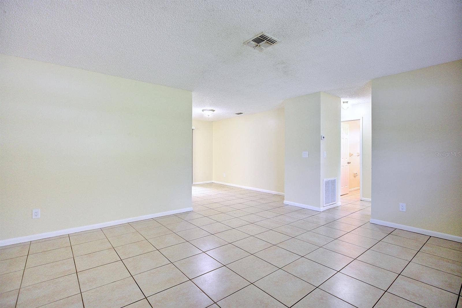 2118+2120 WIGHTMAN AVENUE, Sebring, FL 33870 2118+2120 WIGHTMAN AVENUE, Sebring, FL 33870