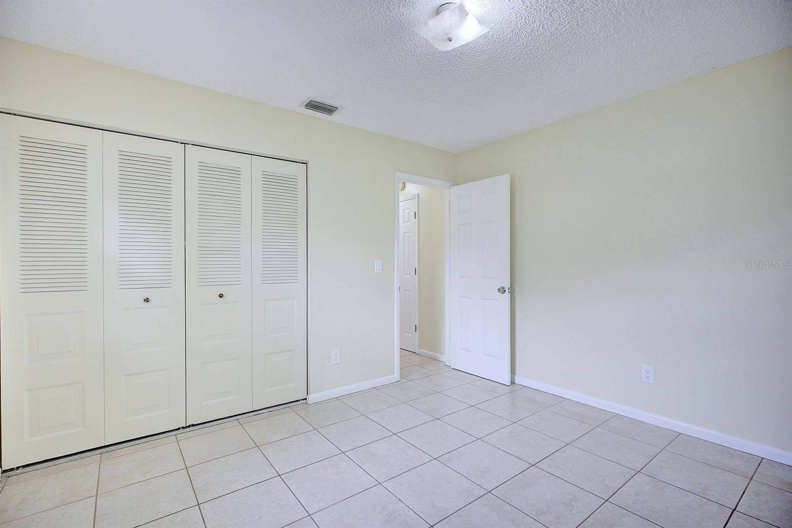 2118+2120 WIGHTMAN AVENUE, Sebring, FL 33870 2118+2120 WIGHTMAN AVENUE, Sebring, FL 33870