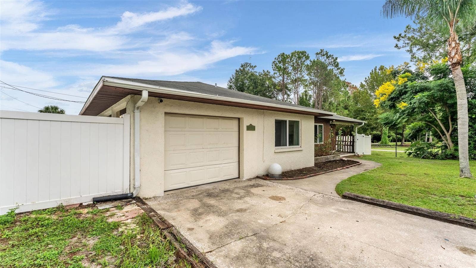 1330 AUBURN STREET, Lakeland, FL 33801