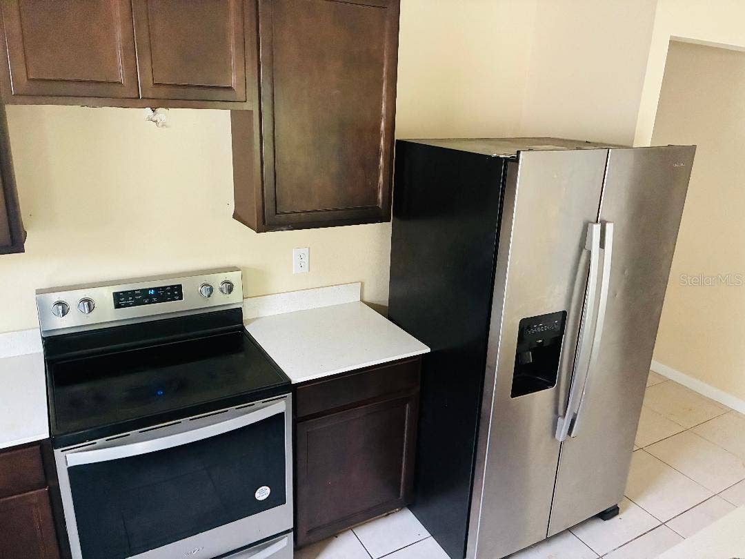 3841 INDIAN RIVER COURT, Lakeland, FL 33811 3841 INDIAN RIVER COURT, Lakeland, FL 33811