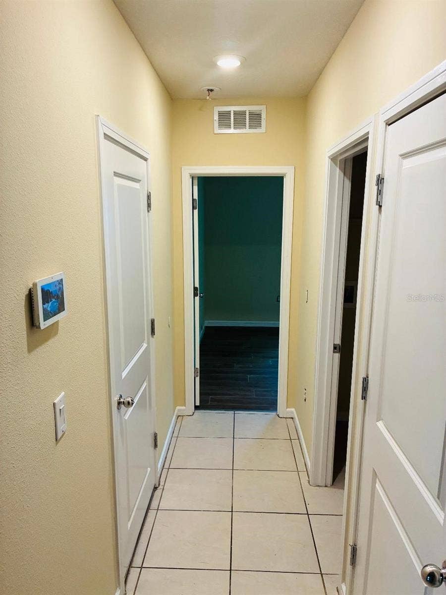3841 INDIAN RIVER COURT, Lakeland, FL 33811 3841 INDIAN RIVER COURT, Lakeland, FL 33811