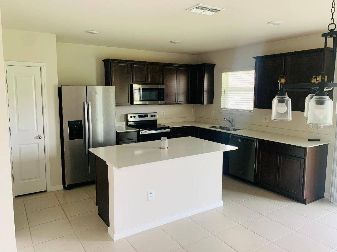 3852 INDIAN RIVER COURT, Lakeland, FL 33811 3852 INDIAN RIVER COURT, Lakeland, FL 33811