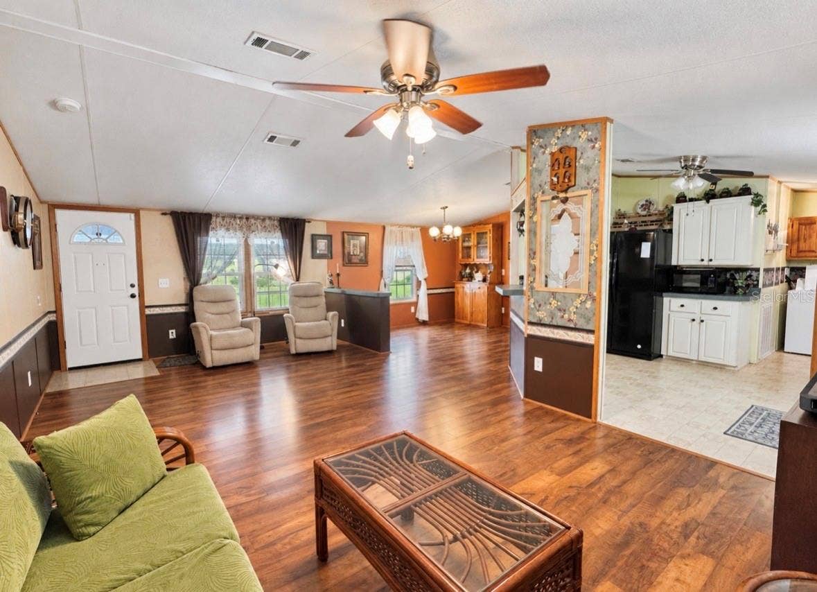 8335 MITCHALL DRIVE, Lakeland, FL 33809 8335 MITCHALL DRIVE, Lakeland, FL 33809