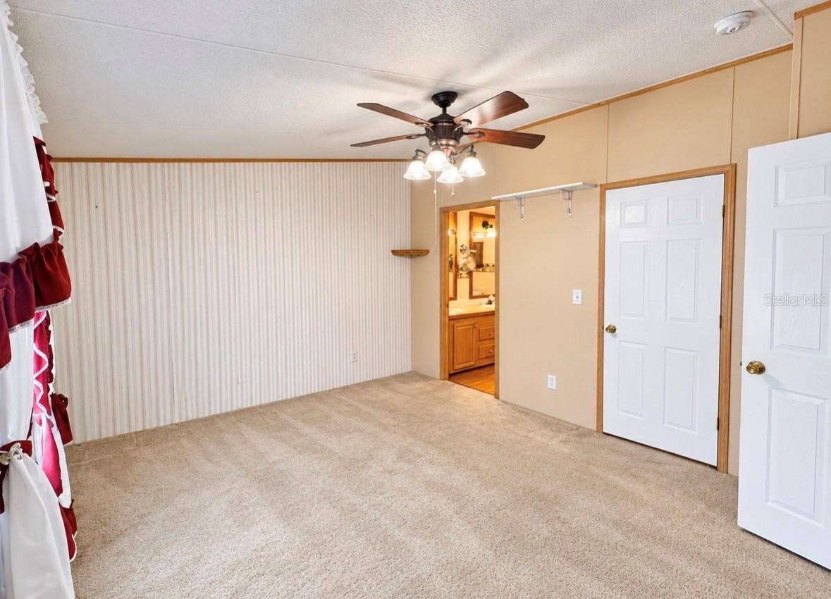 8335 MITCHALL DRIVE, Lakeland, FL 33809 8335 MITCHALL DRIVE, Lakeland, FL 33809