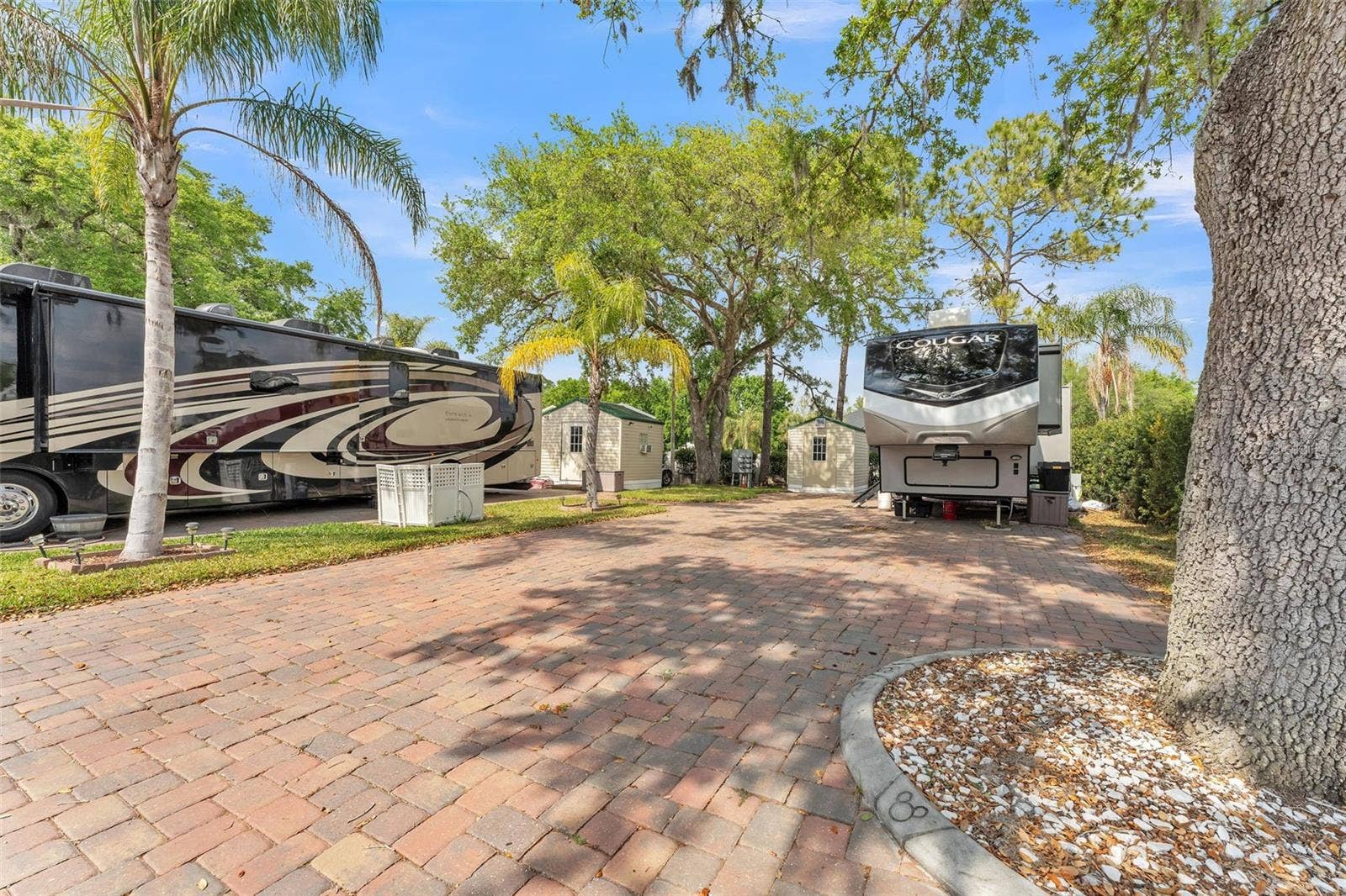 16329 CHERRY TREE COURT, Clermont, FL 34714 16329 CHERRY TREE COURT, Clermont, FL 34714