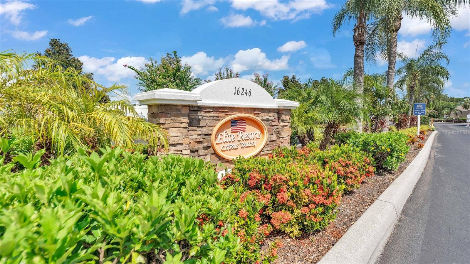 16329 CHERRY TREE COURT, Clermont, FL 34714 16329 CHERRY TREE COURT, Clermont, FL 34714