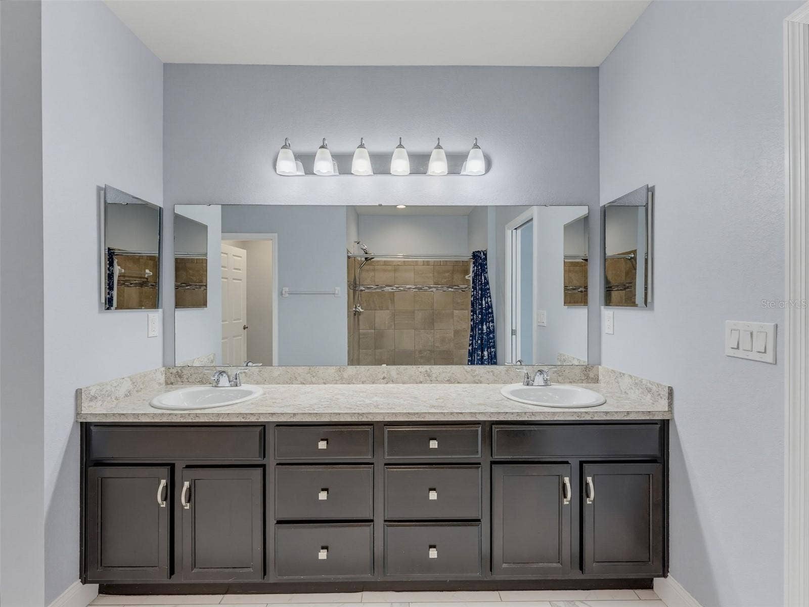 8151 WILDER LOOP, Lakeland, FL 33809 8151 WILDER LOOP, Lakeland, FL 33809