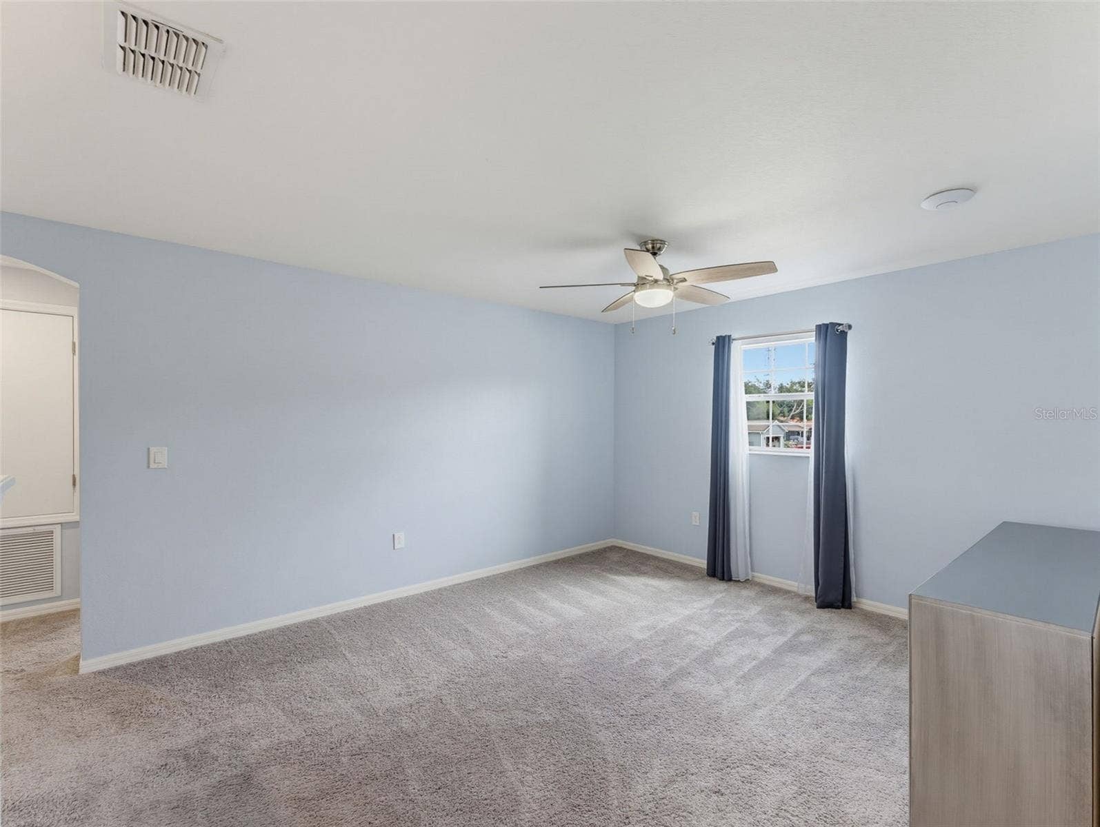 8151 WILDER LOOP, Lakeland, FL 33809 8151 WILDER LOOP, Lakeland, FL 33809