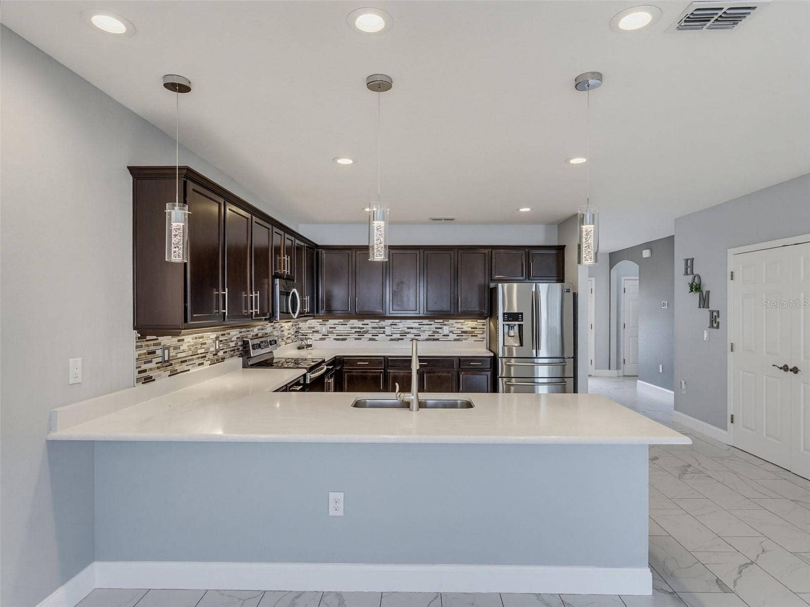 8151 WILDER LOOP, Lakeland, FL 33809 8151 WILDER LOOP, Lakeland, FL 33809