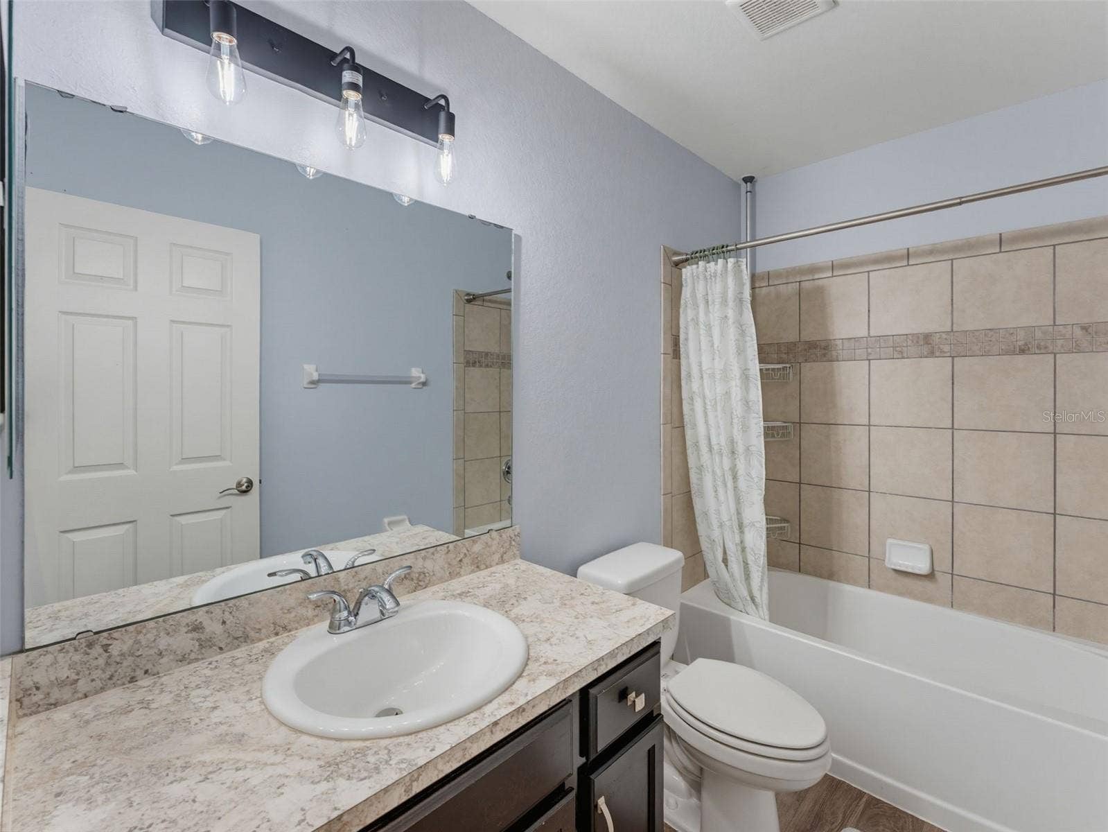 8151 WILDER LOOP, Lakeland, FL 33809 8151 WILDER LOOP, Lakeland, FL 33809