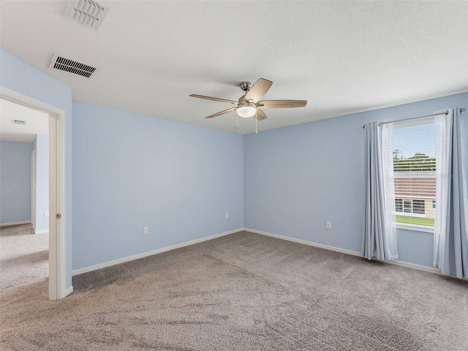 8151 WILDER LOOP, Lakeland, FL 33809 8151 WILDER LOOP, Lakeland, FL 33809