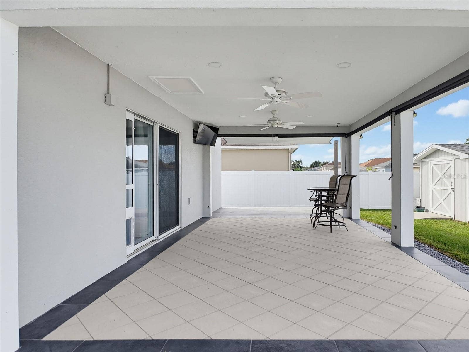 8151 WILDER LOOP, Lakeland, FL 33809 8151 WILDER LOOP, Lakeland, FL 33809