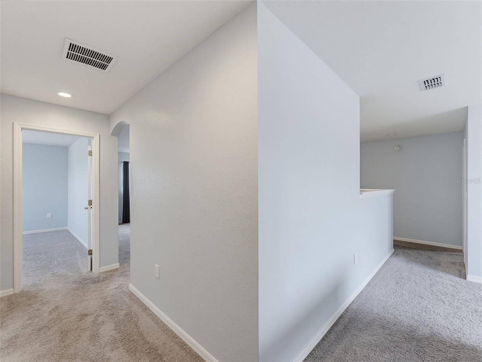 8151 WILDER LOOP, Lakeland, FL 33809 8151 WILDER LOOP, Lakeland, FL 33809