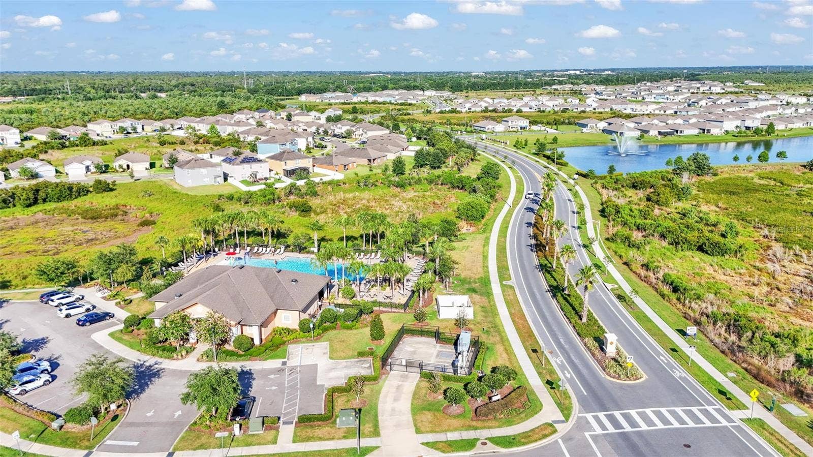 2595 CANYON CREST DRIVE, Lakeland, FL 33811 2595 CANYON CREST DRIVE, Lakeland, FL 33811