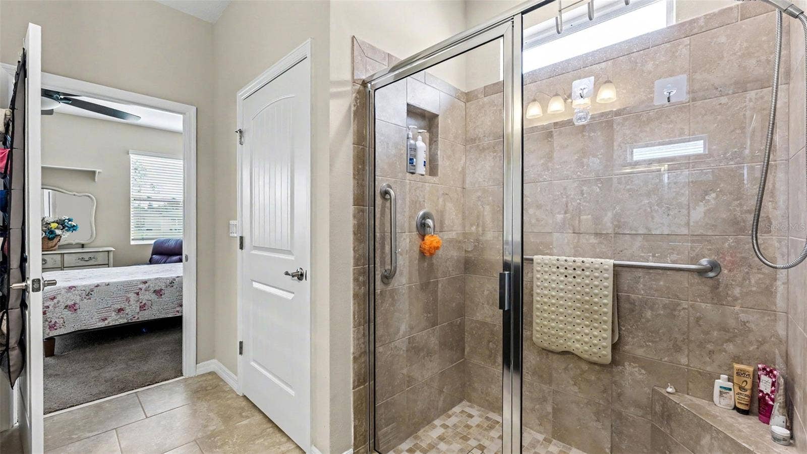 2595 CANYON CREST DRIVE, Lakeland, FL 33811 2595 CANYON CREST DRIVE, Lakeland, FL 33811
