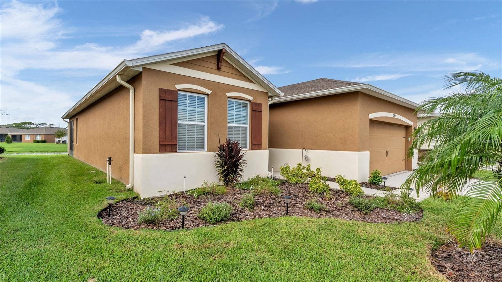 2595 CANYON CREST DRIVE, Lakeland, FL 33811 2595 CANYON CREST DRIVE, Lakeland, FL 33811