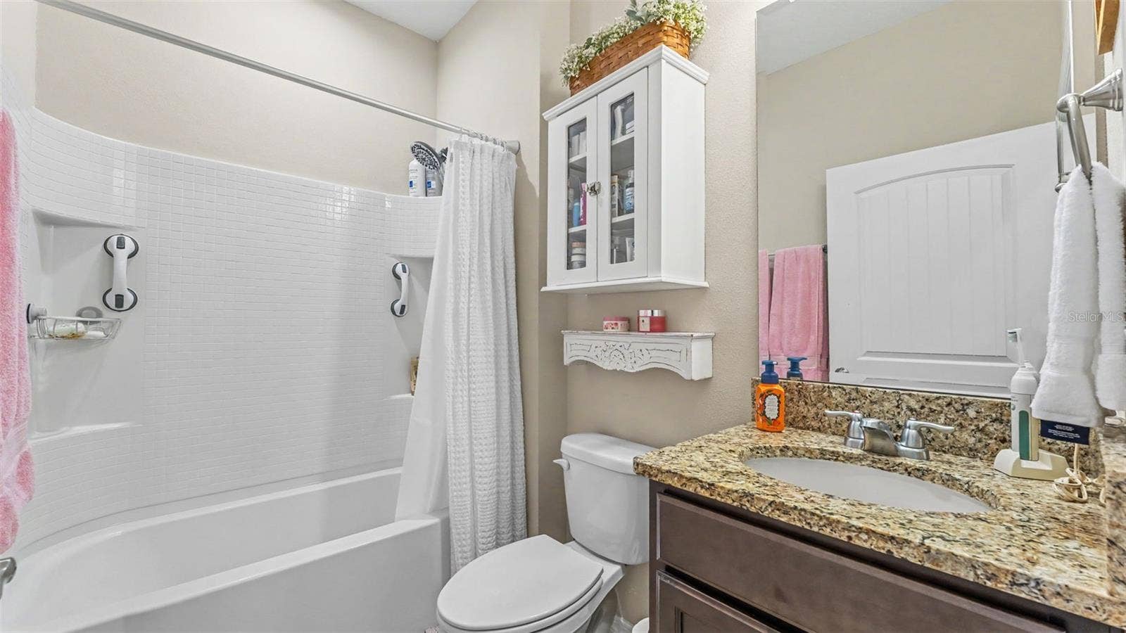 2595 CANYON CREST DRIVE, Lakeland, FL 33811 2595 CANYON CREST DRIVE, Lakeland, FL 33811