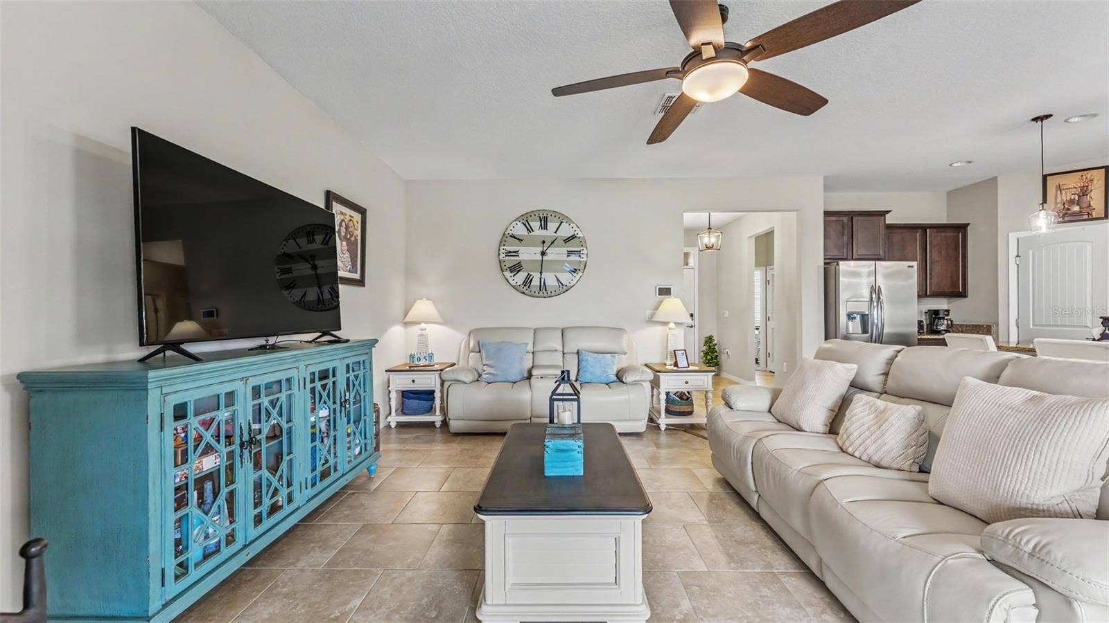 2595 CANYON CREST DRIVE, Lakeland, FL 33811 2595 CANYON CREST DRIVE, Lakeland, FL 33811
