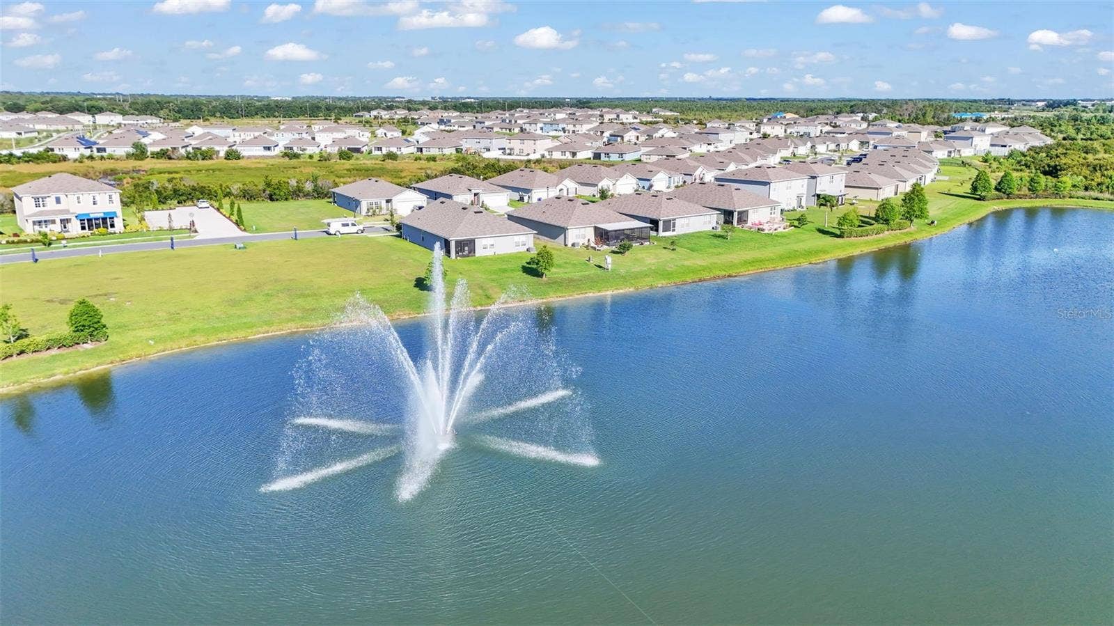 2595 CANYON CREST DRIVE, Lakeland, FL 33811 2595 CANYON CREST DRIVE, Lakeland, FL 33811