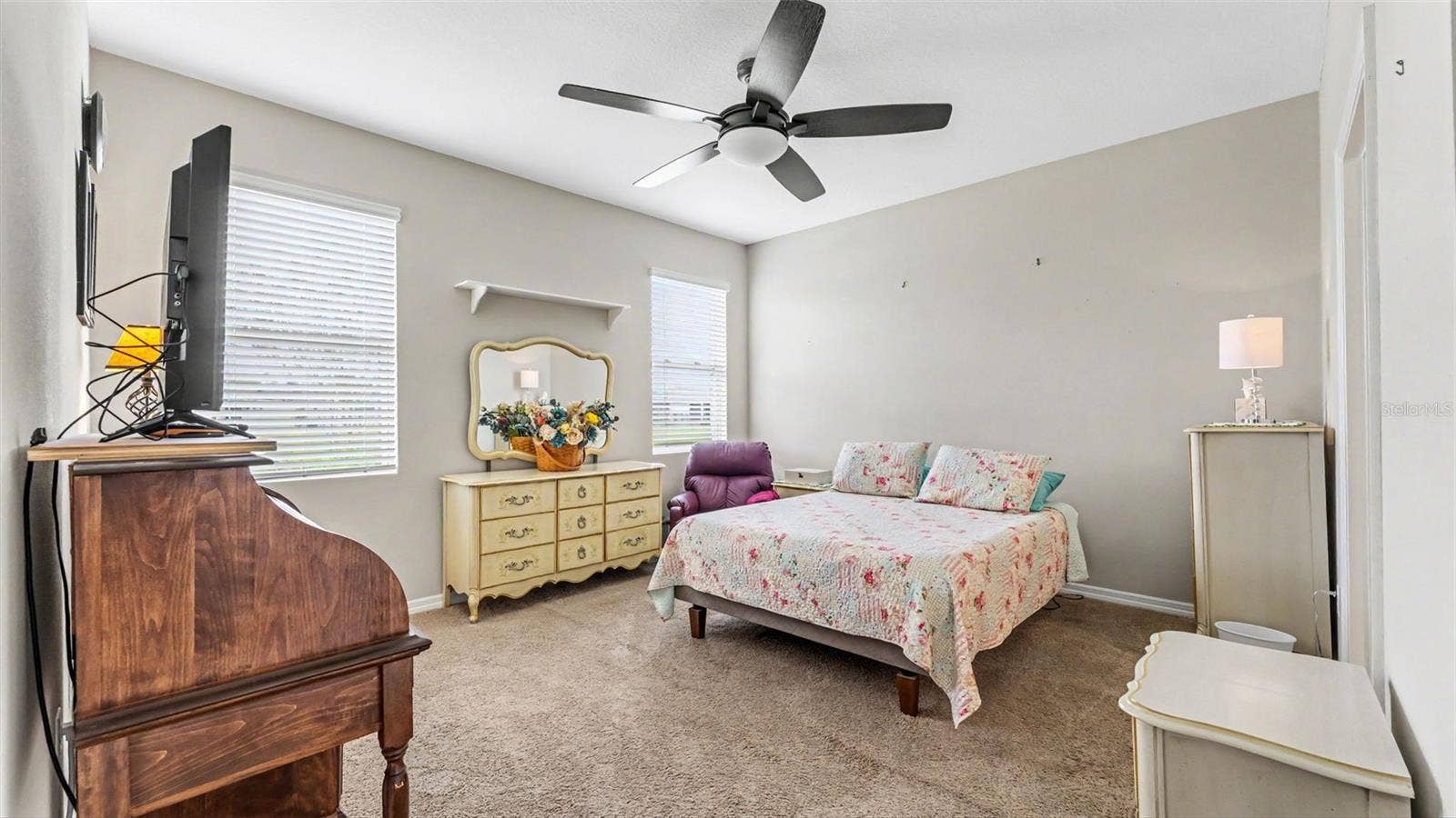 2595 CANYON CREST DRIVE, Lakeland, FL 33811 2595 CANYON CREST DRIVE, Lakeland, FL 33811