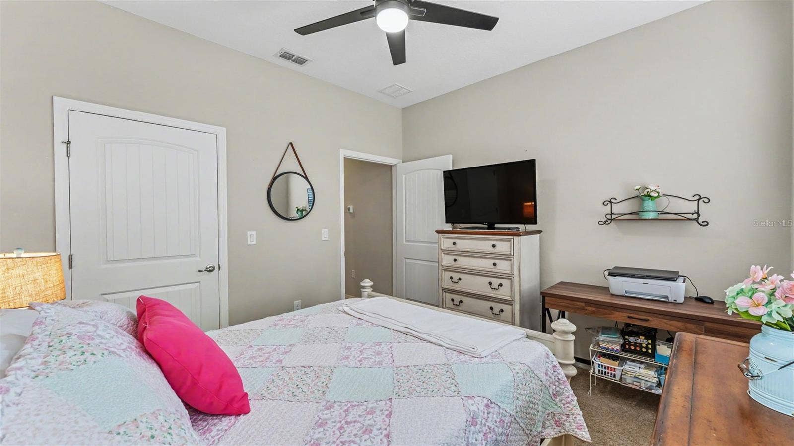 2595 CANYON CREST DRIVE, Lakeland, FL 33811 2595 CANYON CREST DRIVE, Lakeland, FL 33811