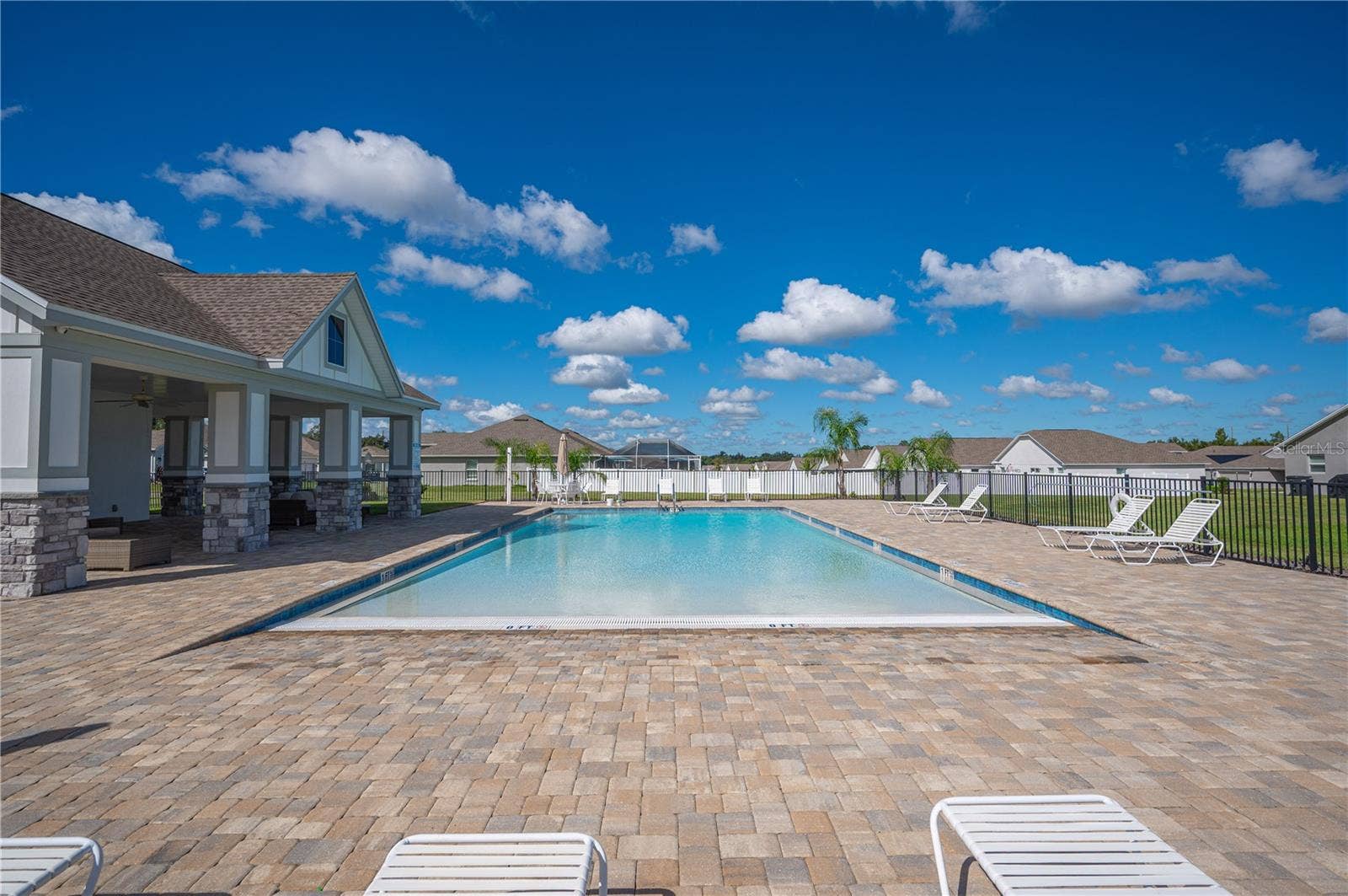 1279 PINTAIL PLACE, Lakeland, FL 33813 The community pool