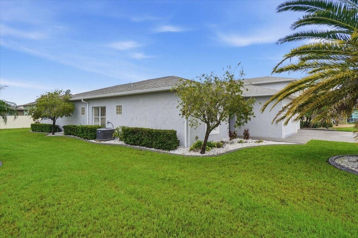 453 NOLANE LANE, Polk City, FL 33868