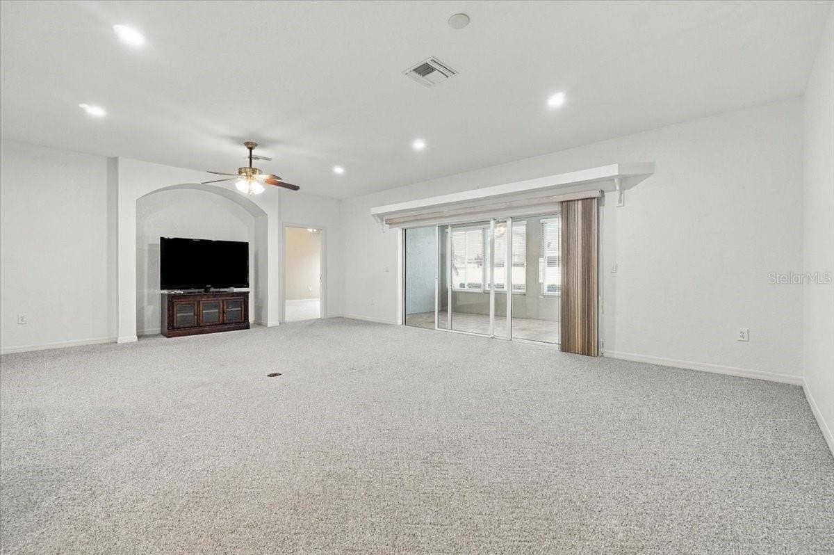 453 NOLANE LANE, Polk City, FL 33868