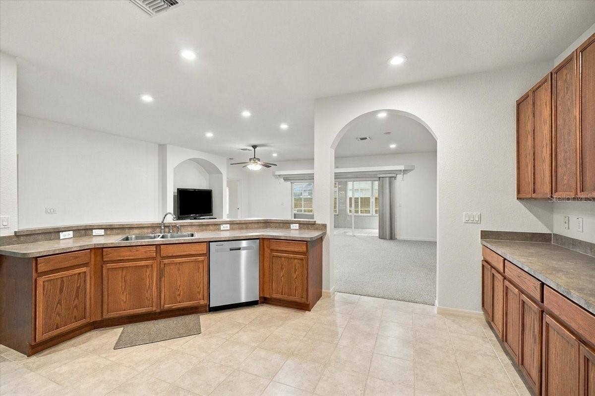 453 NOLANE LANE, Polk City, FL 33868