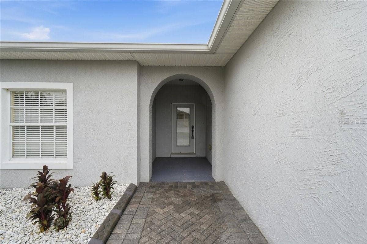 453 NOLANE LANE, Polk City, FL 33868