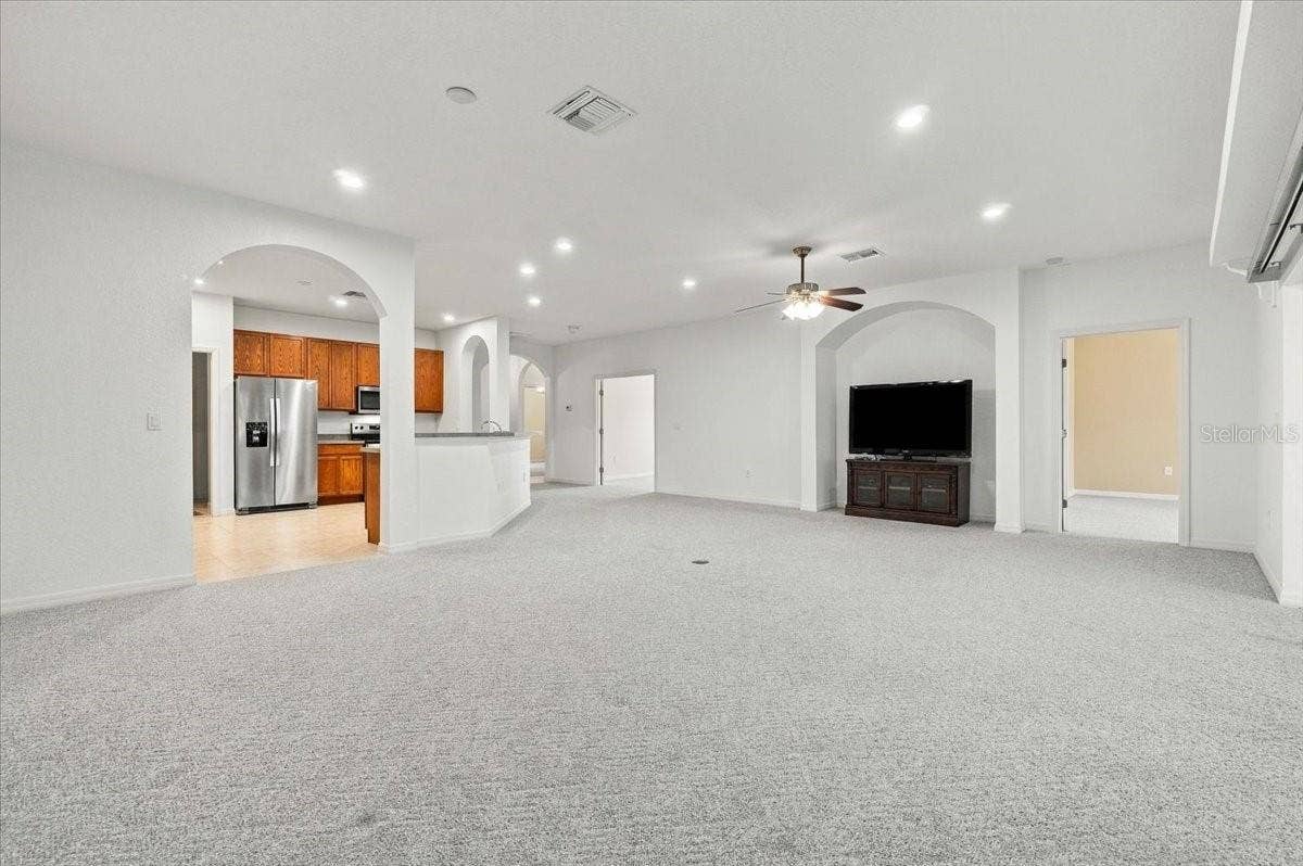 453 NOLANE LANE, Polk City, FL 33868