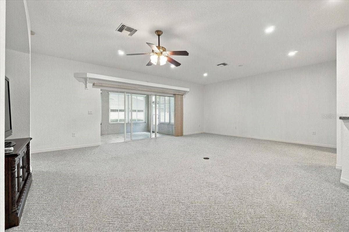 453 NOLANE LANE, Polk City, FL 33868