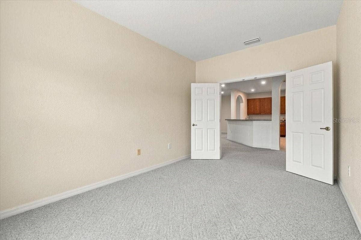 453 NOLANE LANE, Polk City, FL 33868