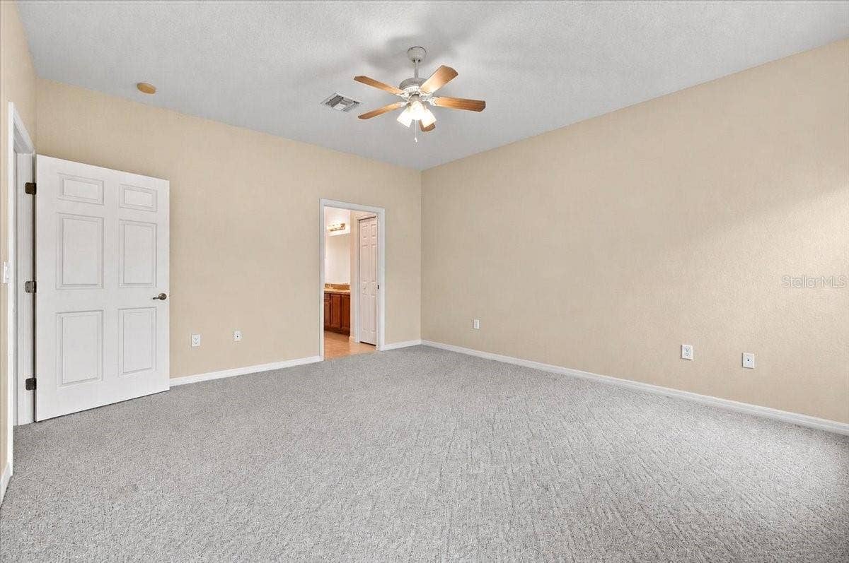 453 NOLANE LANE, Polk City, FL 33868
