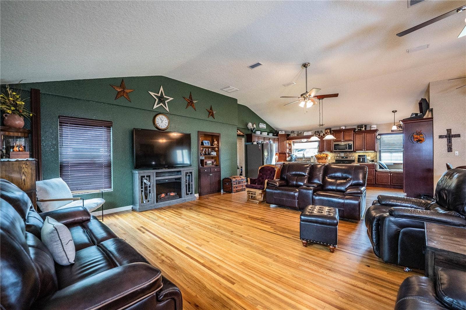 1633 CHERRY LANE, Lakeland, FL 33811