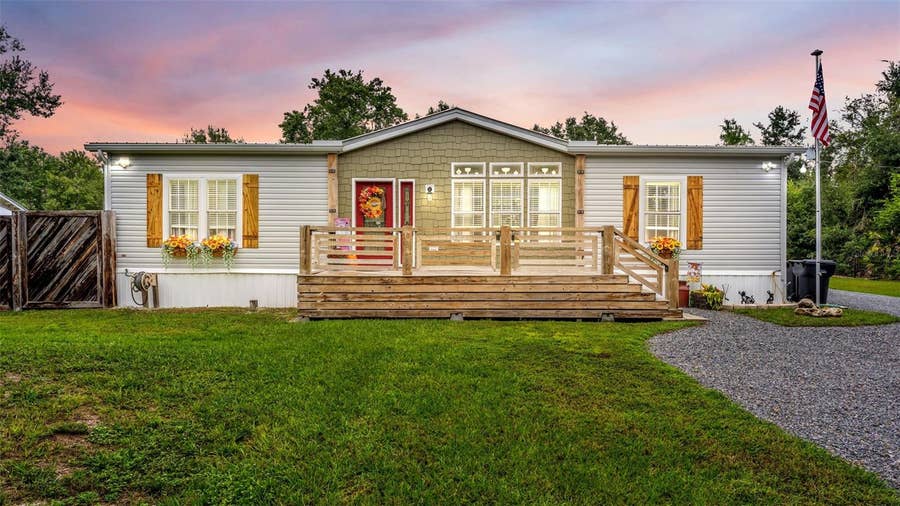 Property photo for 4925 CLAYTON ROAD, Kathleen, FL
