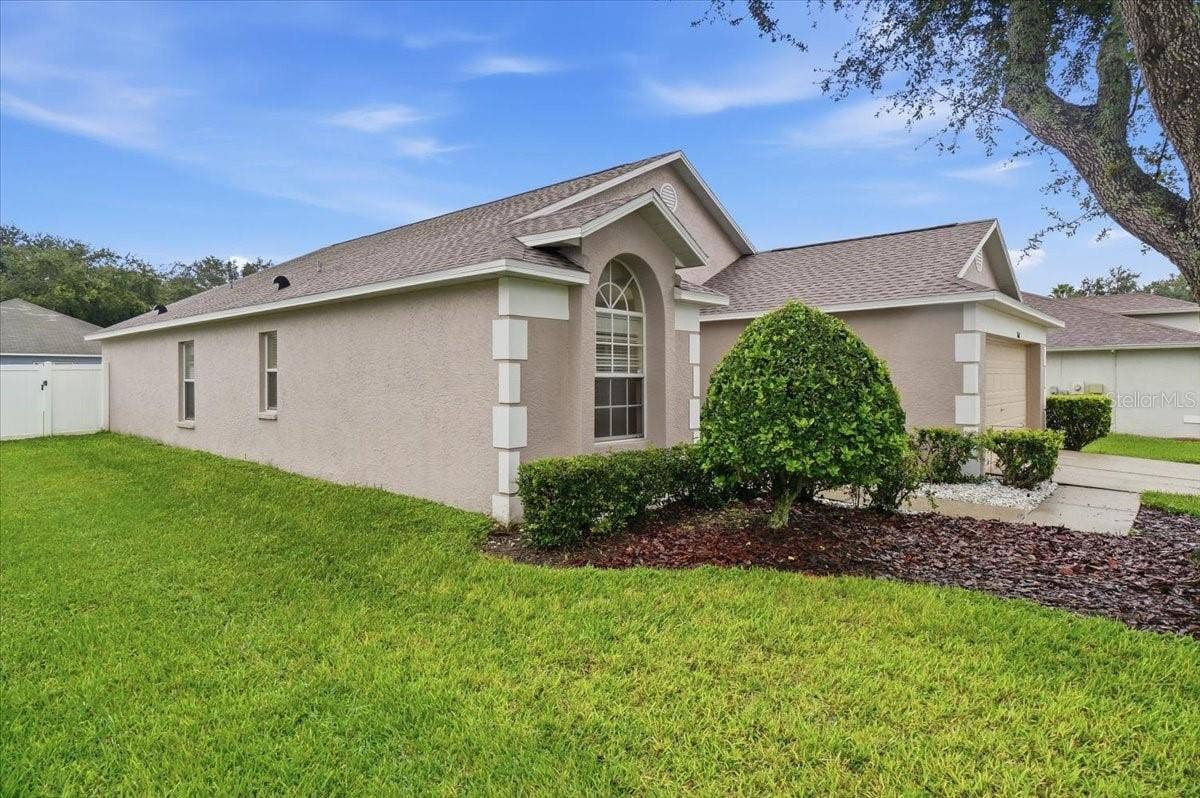 2610 BUCKHORN PRESERVE BOULEVARD, Valrico, FL 33596 2610 BUCKHORN PRESERVE BOULEVARD, Valrico, FL 33596