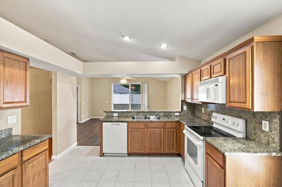 2610 BUCKHORN PRESERVE BOULEVARD, Valrico, FL 33596 2610 BUCKHORN PRESERVE BOULEVARD, Valrico, FL 33596