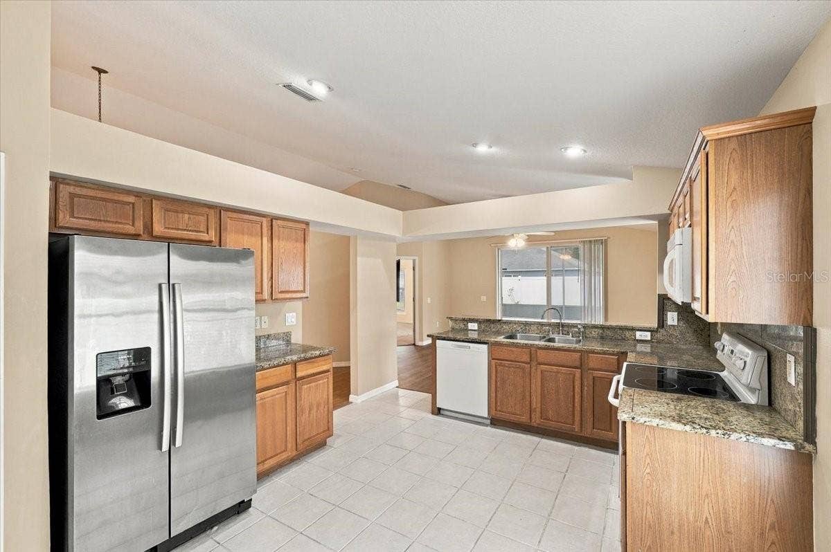 2610 BUCKHORN PRESERVE BOULEVARD, Valrico, FL 33596 2610 BUCKHORN PRESERVE BOULEVARD, Valrico, FL 33596